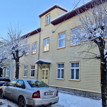 Tolstoi Scandinavian 1 Bedroom Apartment + Free Parking Тарту Екстериор снимка